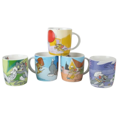 VER-KUBEK *TOM&JERRY*HISTORIA