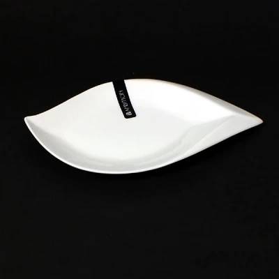 SALSA-PÓŁMISEK ŁÓDKA 31,5X18,5CM