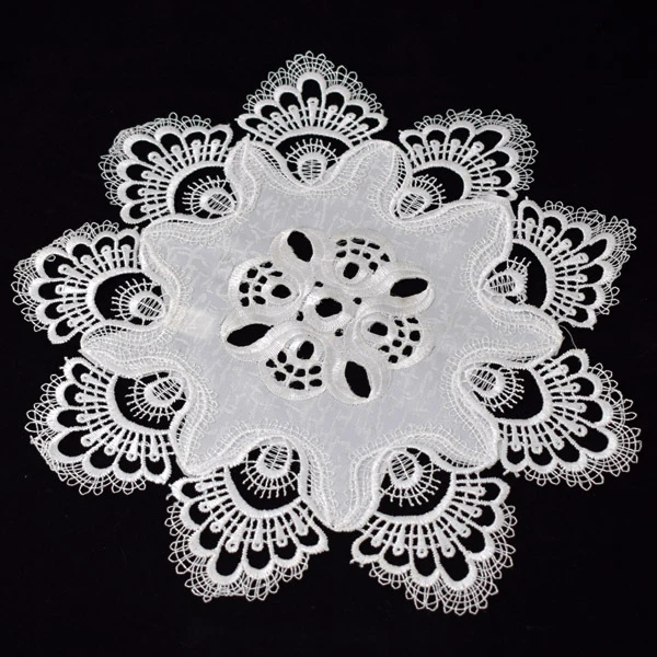 ROD/MESA-SERWETKA GIPIURA FI 30CM /6/ *088/115*