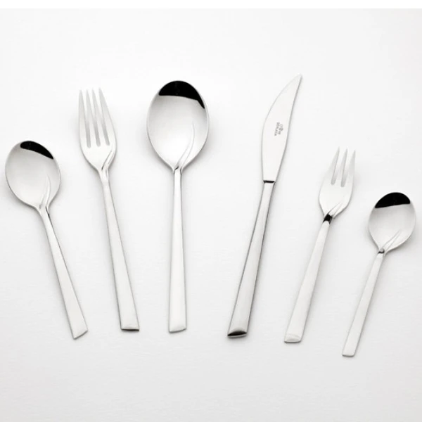 GERLACH-KPL.68SZT SZTUĆCÓW W WALIZCE *03M*