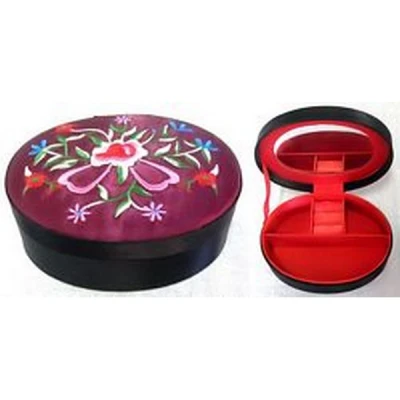 TOM-SZKATUŁKA V-211