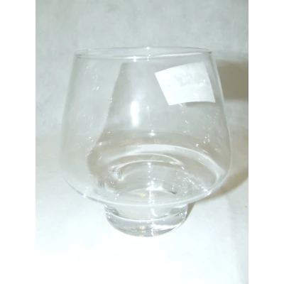 KLAUDIA- ŚWIECZNIK *2352*