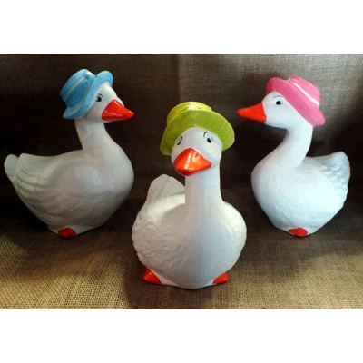 CERIN-FIGURA GĘŚ W KAPELUSZU