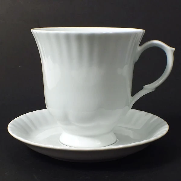 CHODZIEŻ-FILIŻANKA + SPODEK 40/16 IWONA C000