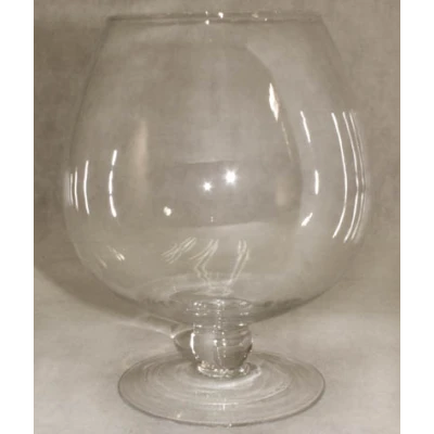 KLAUDIA-WAZON SZKLANY KIELICH *188*