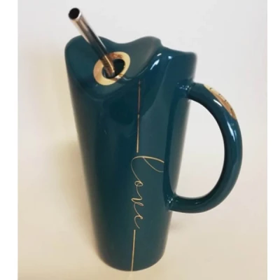 MON-KUBEK ZE SŁOMKĄ 480ML 0473