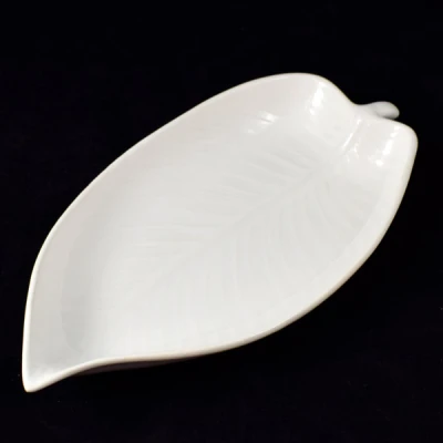 CER-LIŚĆ MANUKA MAŁY *SZKLIWO BIAŁE* C-938SZB