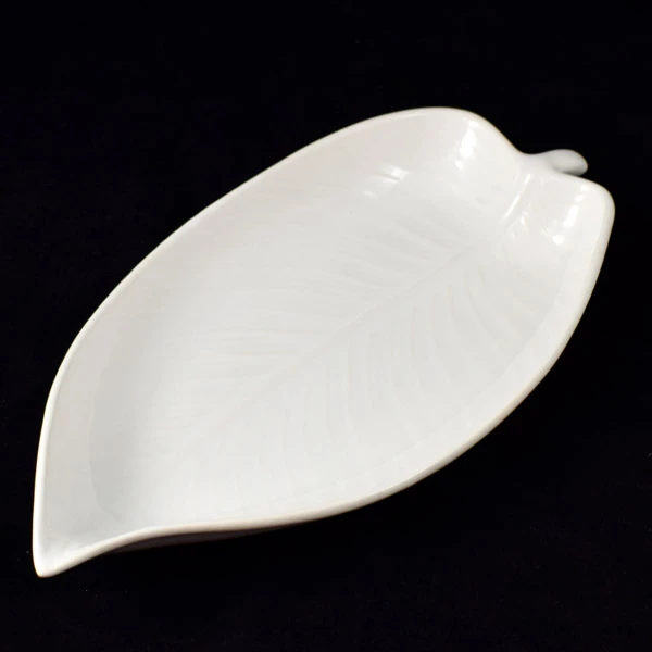 CER-LIŚĆ MANUKA MAŁY *SZKLIWO BIAŁE* C-938SZB