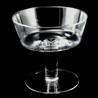 KLAUDIA-SALATERKA NA NODZE W370