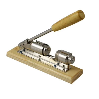 BM-DZIADEK DO ORZECHÓW HW-188