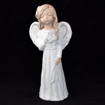 CA-FIGURKA CERAMICZNA *MAŁGOSIA MOTYL* 218