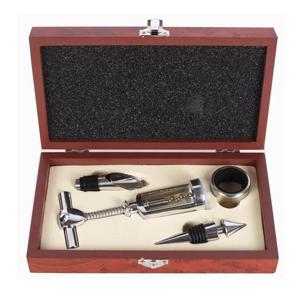 TOM-AKCESORIA DO WINA AW19