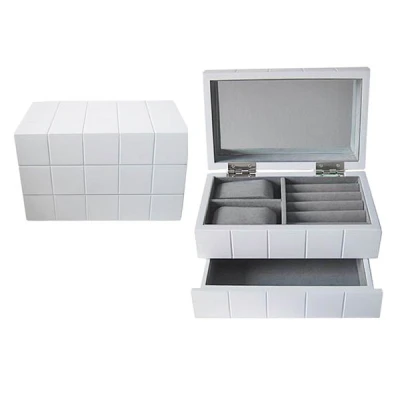 TOM-SZKATUŁKA DREWNIANA 20X12,2X12,5CM TW23