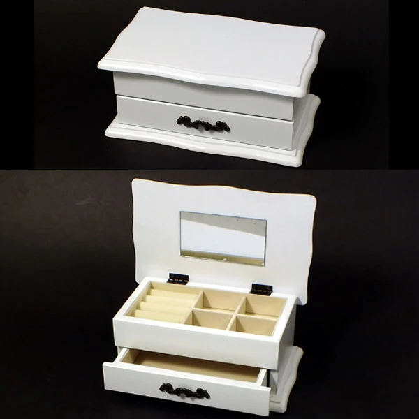 TOM-SZKATUŁKA DREWNO TZ11 21X13X10CM