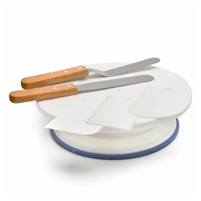 TAD-ZESTAW CUKIERNICZY 6 EL. PATERA OBROTOWA+2 NOŻE+3 ŁOPATKI