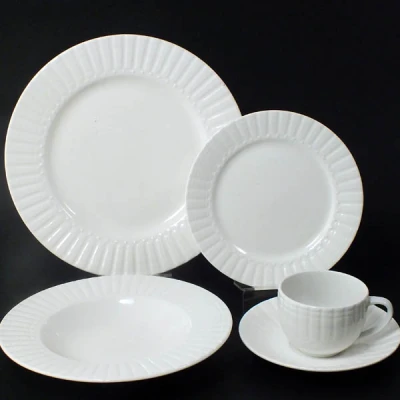 MON-KOMPLET OBIADOWO-KAWOWY 4-OSOBOWY 20EL. 0541