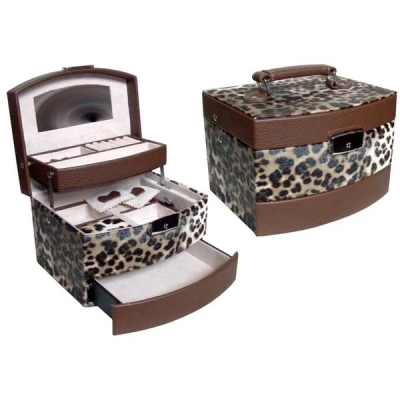 TOM-KUFEREK NA BIŻUT.P123-253