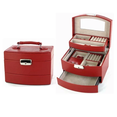 TOM-KUFEREK NA BIŻUT.P123-090